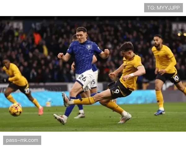 英超金狼军团状态回暖,强势冲击前四席位 英超金狼军团状态回暖,强势冲击前四席位